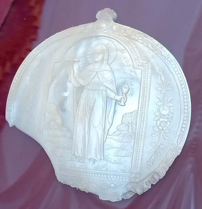 Икона из перламутра «Святая Мария Магдалина»
