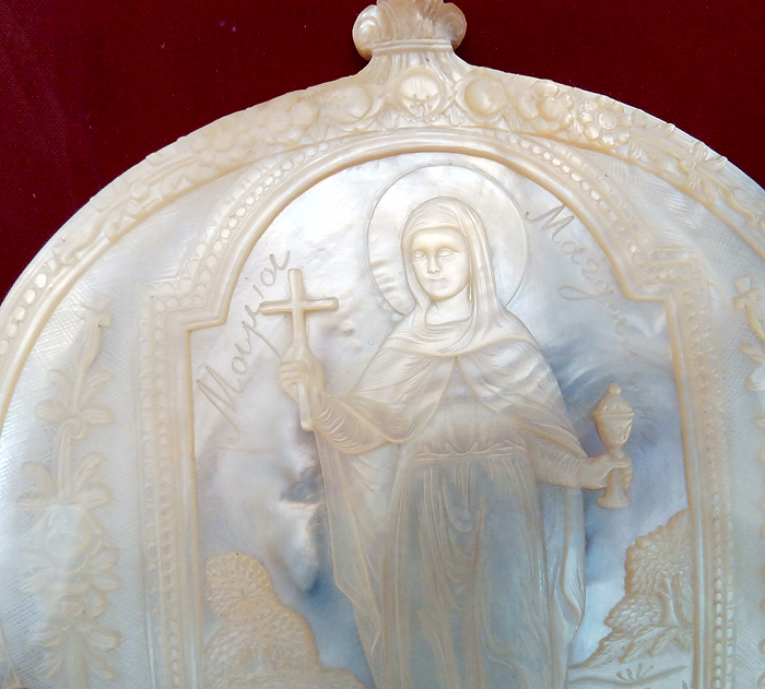 Икона из перламутра «Святая Мария Магдалина»